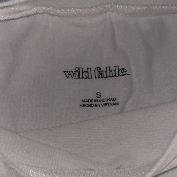 Wild fable white baby tee in size small - Picture 2 of 2